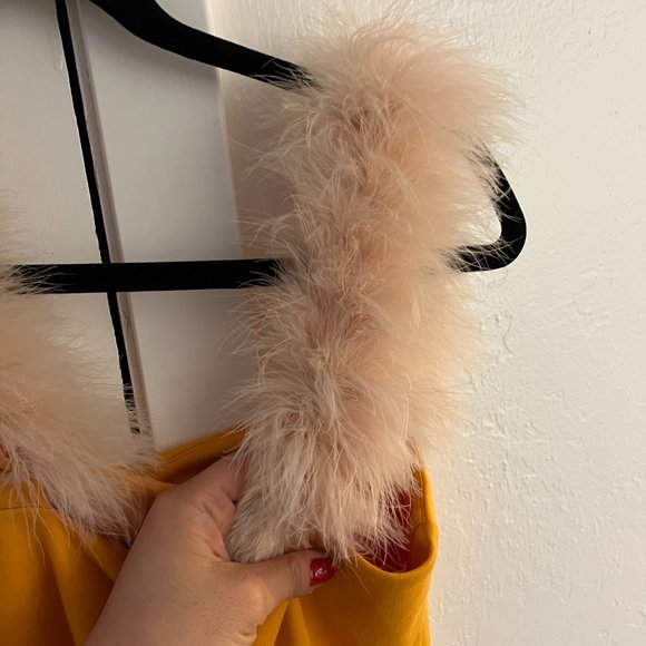 Sleeper Pajama Yellow Feather Top Sold out Sz M - Picture 3 of 3